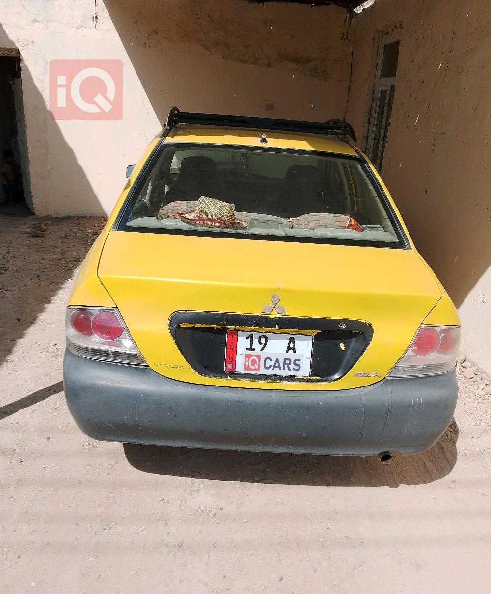 ميتسوبيشي لانسر